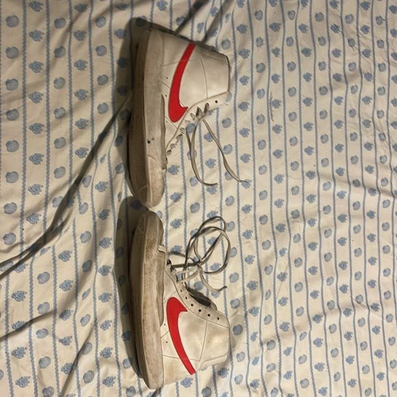 Nike - Picture 6 of 6